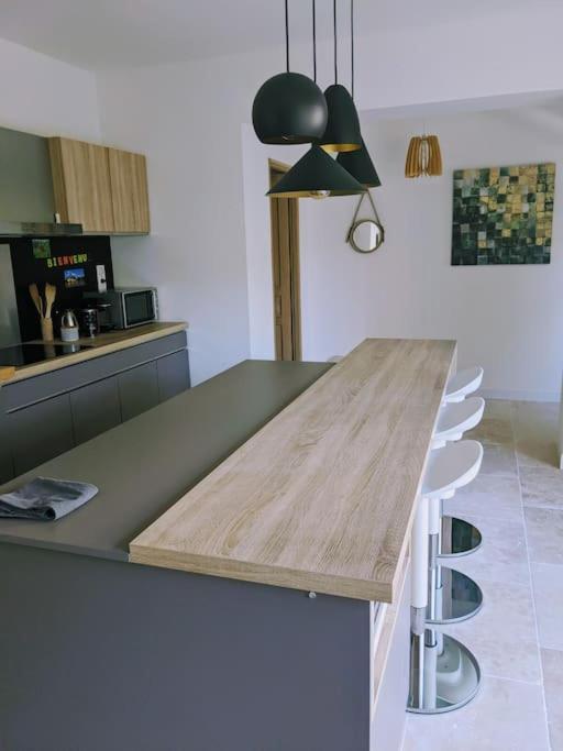 Logement : Climatisation, Garage, Jardin * Avignon